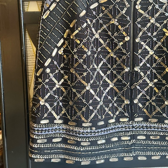 Club Monaco Kaitlin Black w/ Silver Hand Beaded Back Zip Up A Line Mini Skirt. - Picture 9 of 14